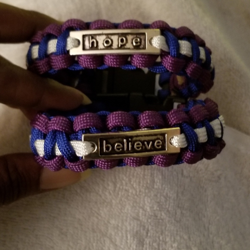 Customized Paracord Awarenss/ Team  Bracelets